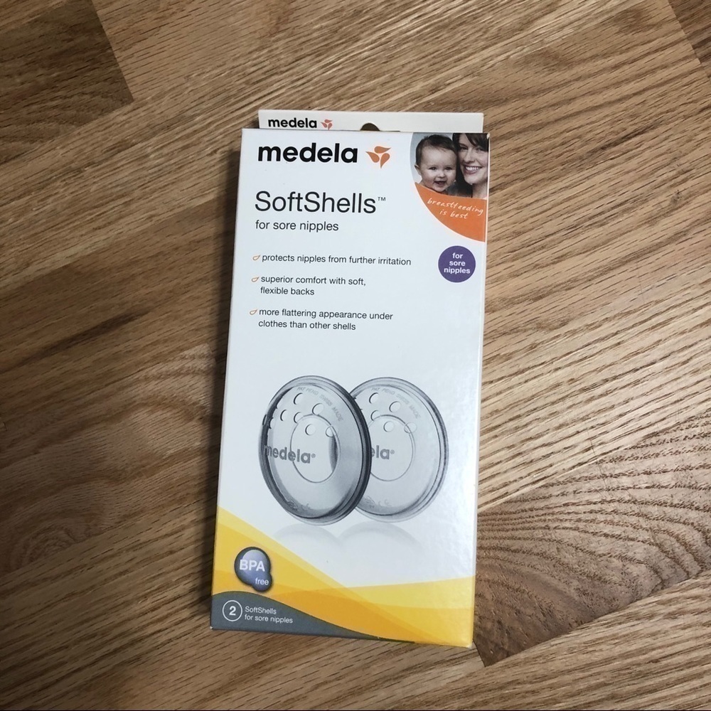 Medela Soft Shells NIB Breastfeeding